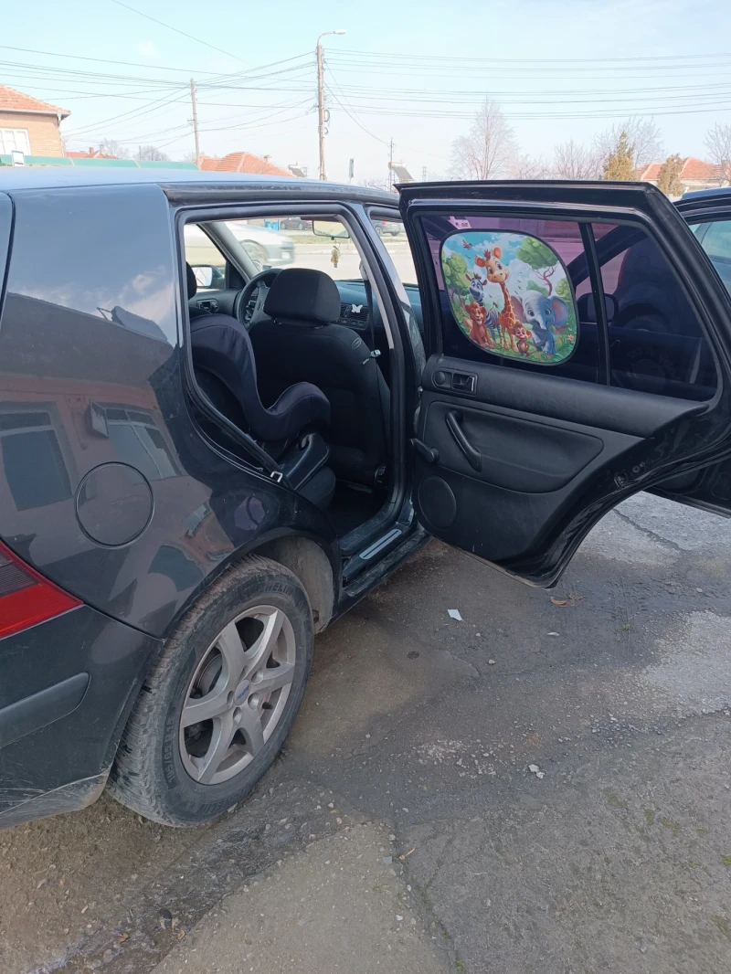 VW Golf, снимка 7 - Автомобили и джипове - 49145455