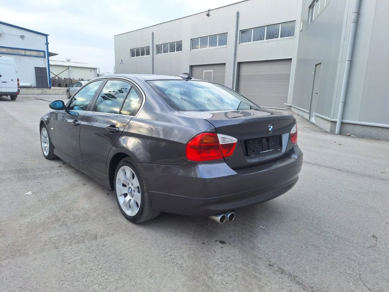 BMW 330 330d M57 КОЖА, АВТОМАТ, НАВИГАЦИЯ, снимка 7 - Автомобили и джипове - 49480349