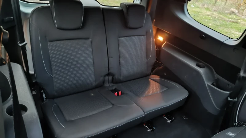 Dacia Lodgy 1.6-102 ГАЗ-7 местен , снимка 8 - Автомобили и джипове - 52505984