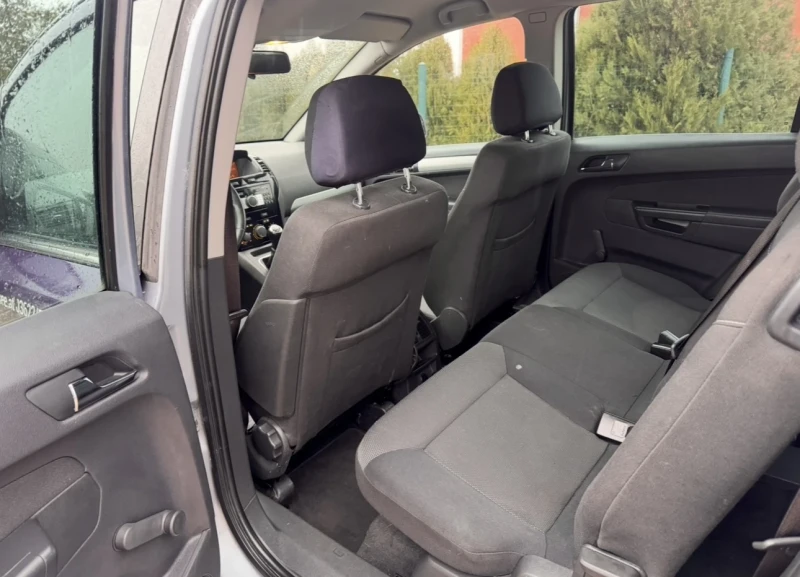 Opel Zafira 1.9CDTI / 7 Места, снимка 8 - Автомобили и джипове - 53023796