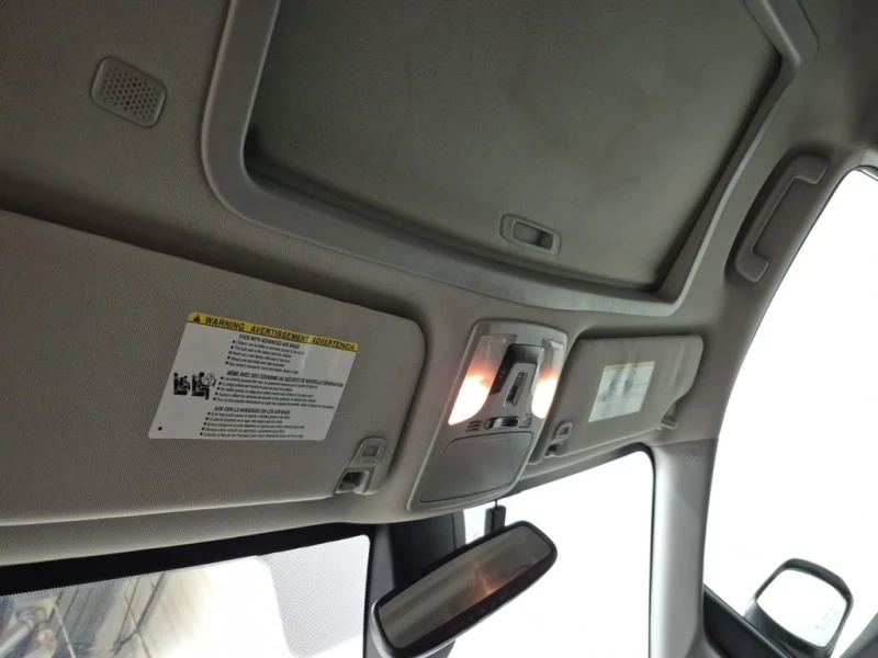 Toyota Sienna * SE * CARFAX * БЕЗ ПЪРВОНАЧАЛНА ВНОСКА, снимка 14 - Автомобили и джипове - 53087216