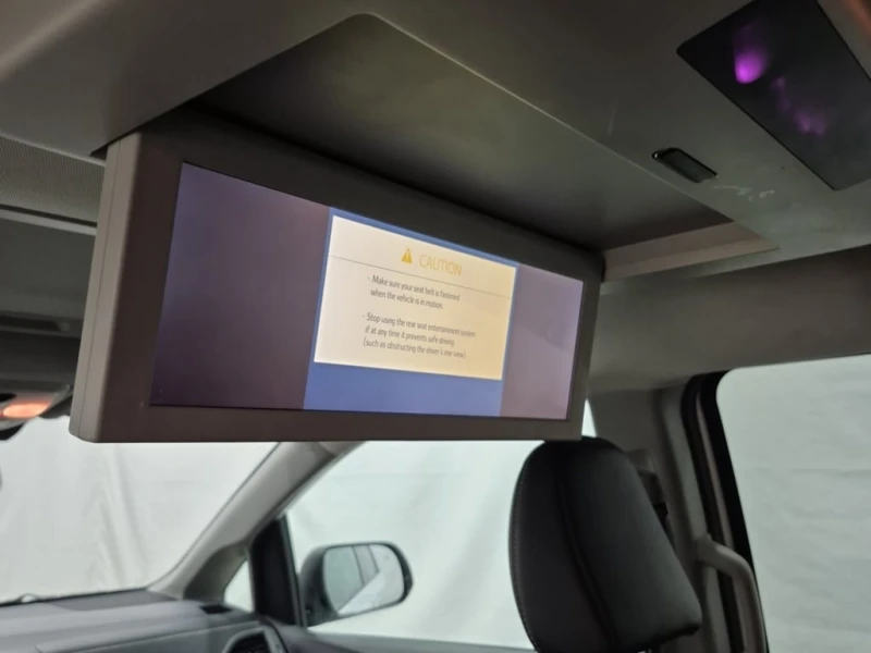 Toyota Sienna * SE * CARFAX * БЕЗ ПЪРВОНАЧАЛНА ВНОСКА, снимка 15 - Автомобили и джипове - 53087216