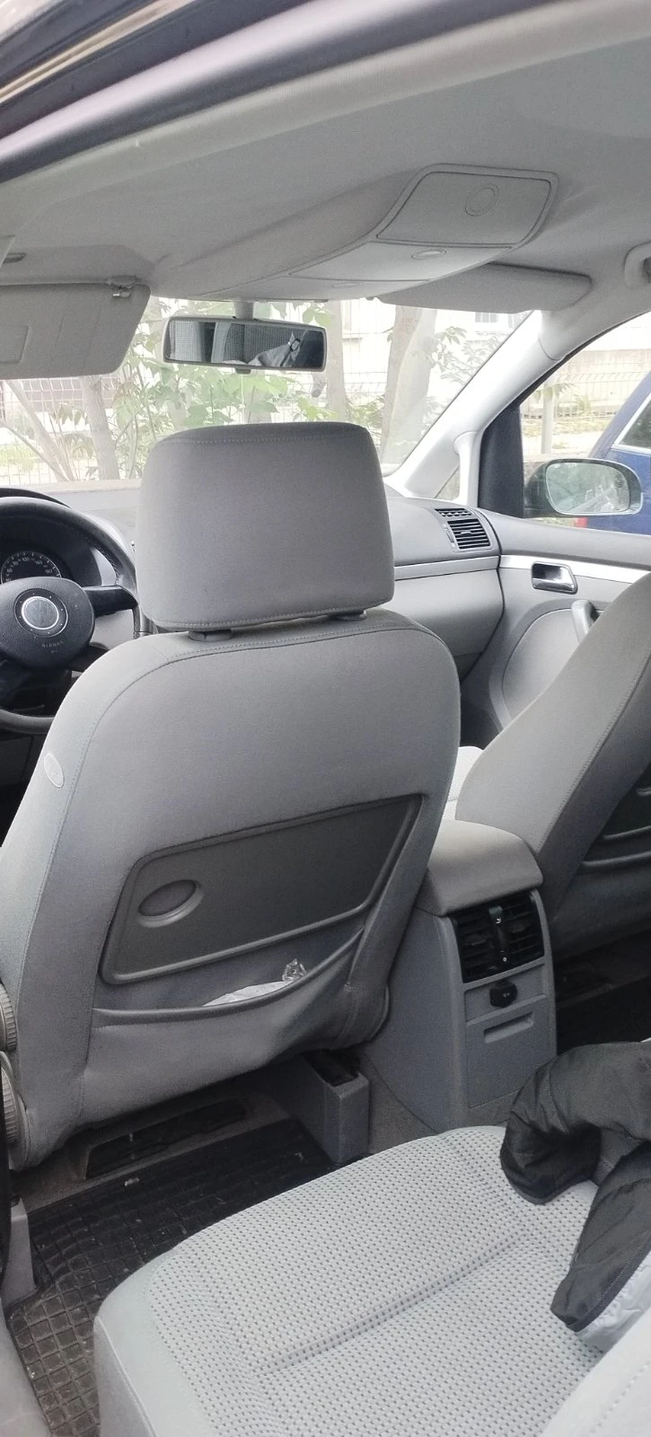 VW Touran  - изображение 4