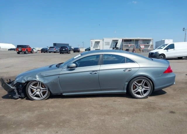 Mercedes-Benz CLS 63 AMG  63 AMG - изображение 6