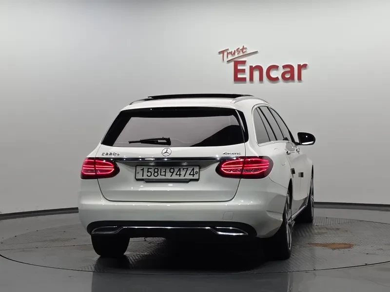 Mercedes-Benz C 220 D 4MATIC ESTATE, снимка 3 - Автомобили и джипове - 54911422