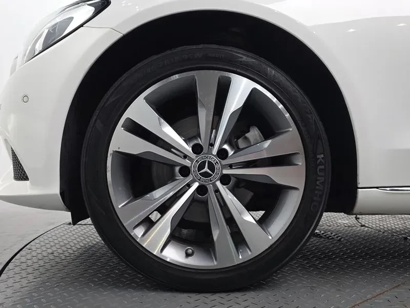 Mercedes-Benz C 220 D 4MATIC ESTATE, снимка 4 - Автомобили и джипове - 54911422