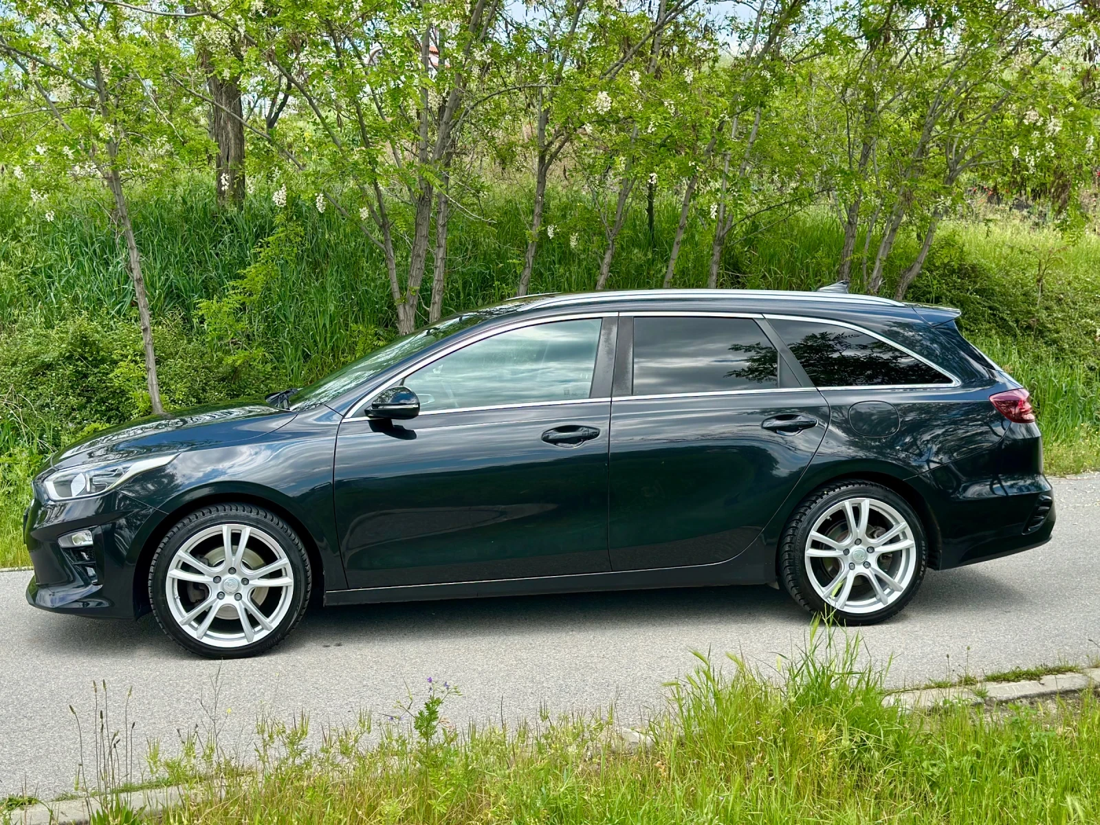 Kia Ceed 1.4 TGDI SW - изображение 4