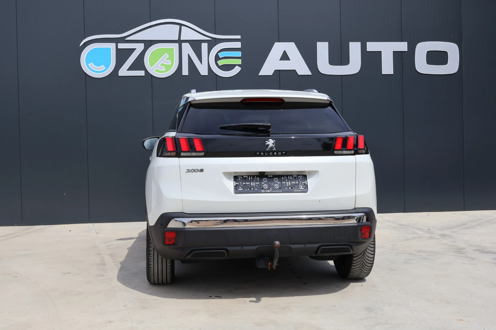 Peugeot 3008 1.2 130hp EU6 AUTOMATIC - изображение 5