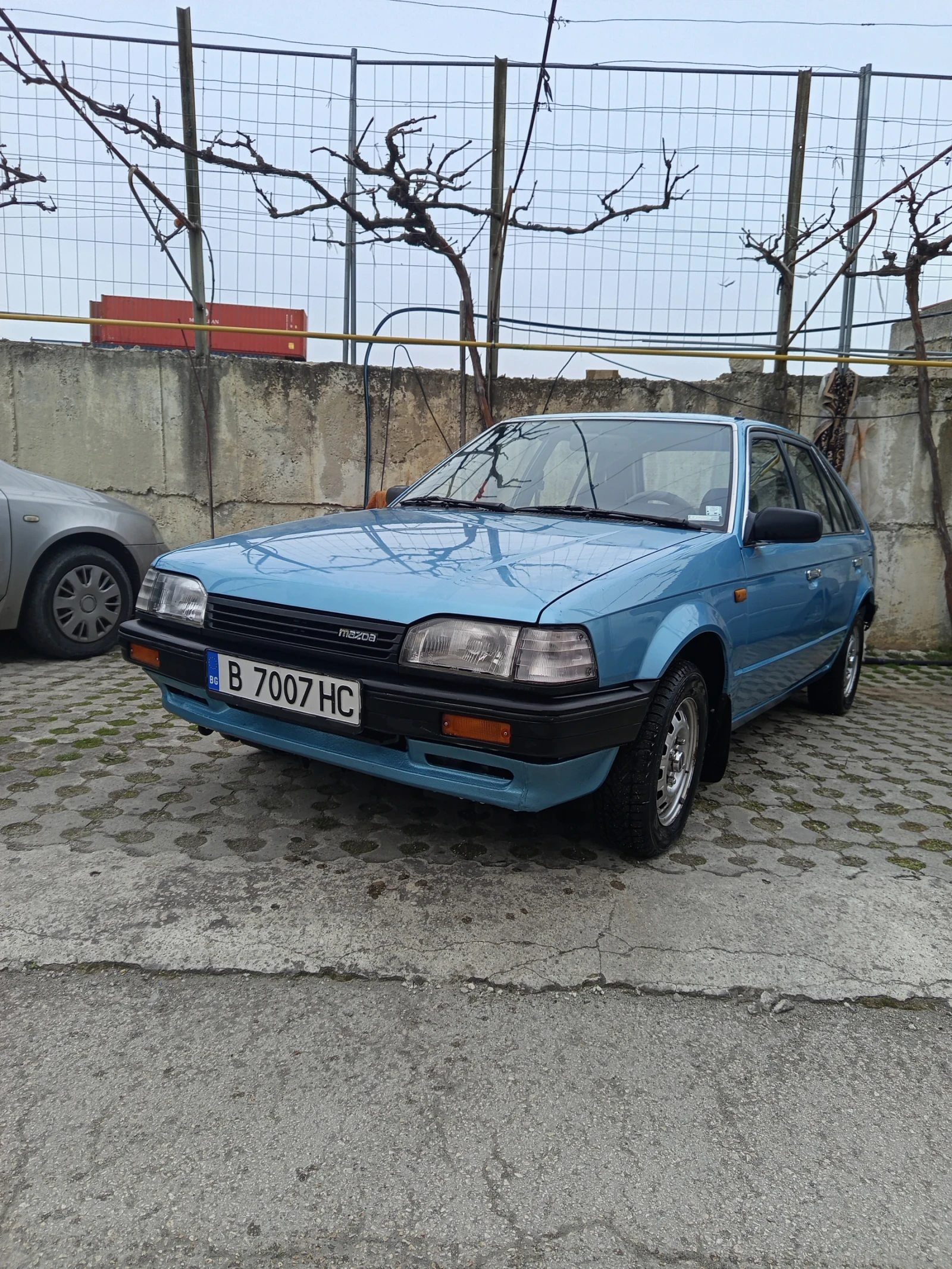 Mazda 323 1.3 - изображение 4