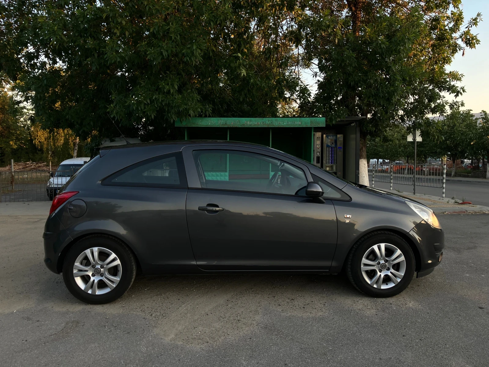 Opel Corsa  - изображение 3