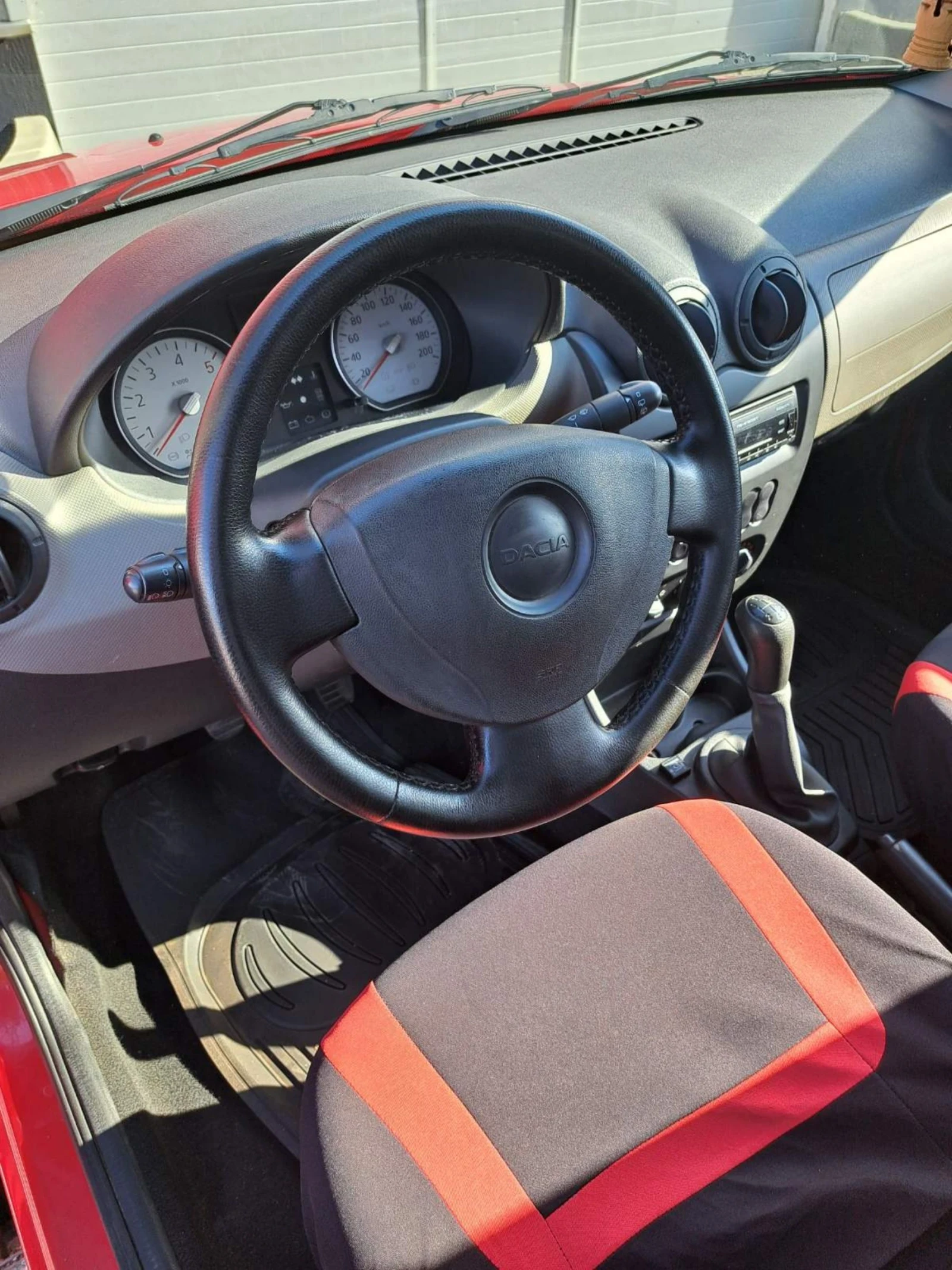 Dacia Sandero 1.4 Gaz BENZENE  - изображение 5