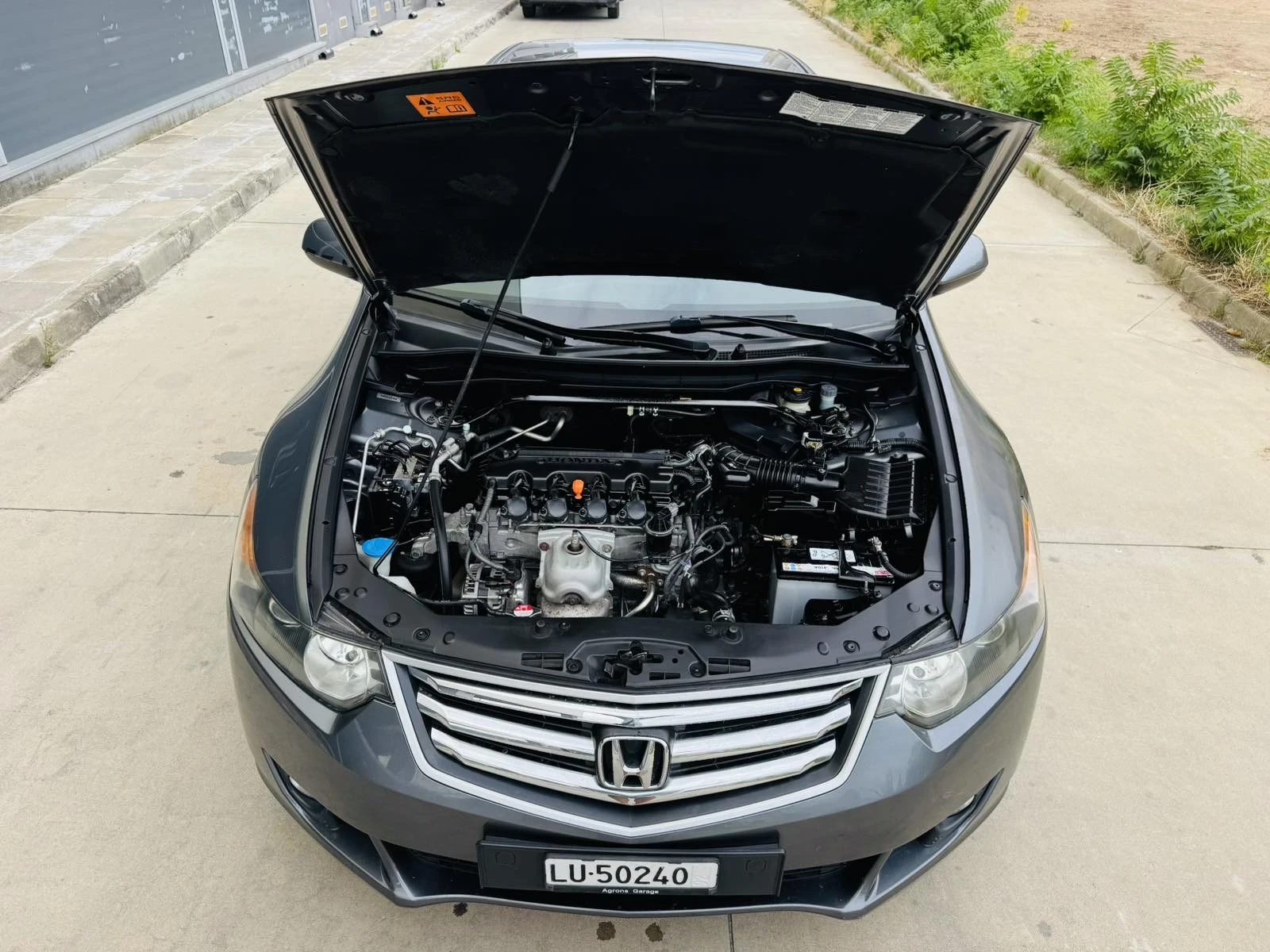 Honda Accord 2.0i V-TEC - изображение 4