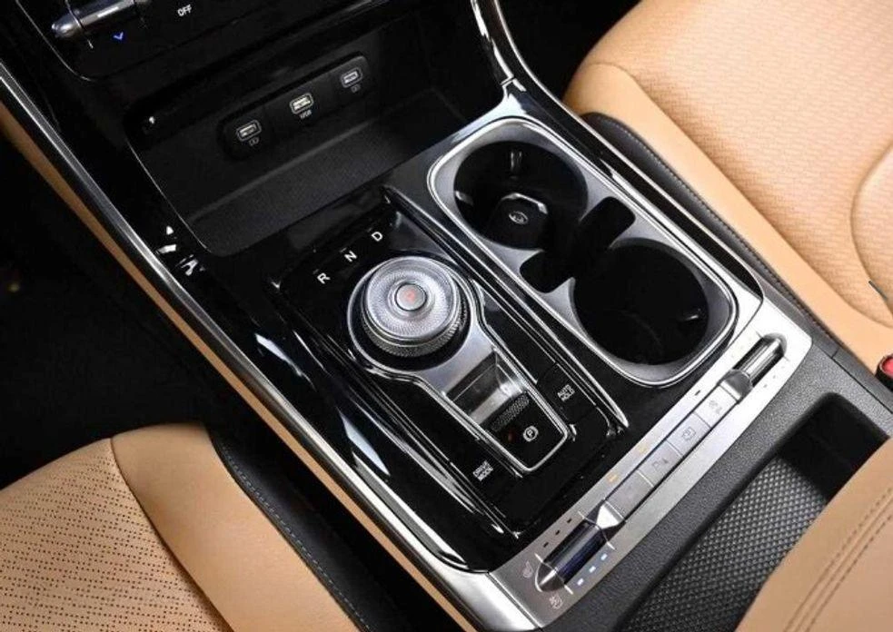 Kia Carnival 7-Seater Noblesse  * НАЙ-ДОБРА ЦЕНА В БЪЛГАРИЯ*  - изображение 9