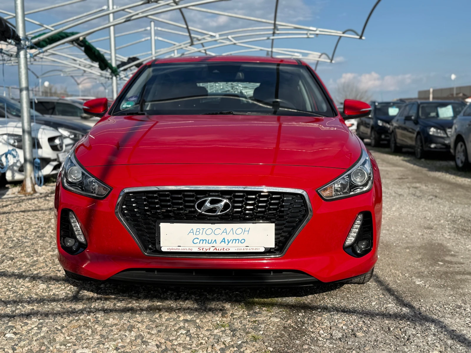 Hyundai I30 1.4 i, снимка 2 - Автомобили и джипове - 54099836