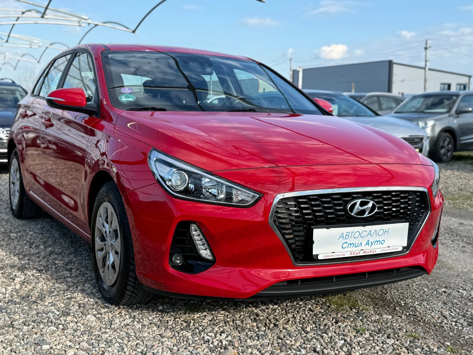 Hyundai I30 1.4 i, снимка 3 - Автомобили и джипове - 54099836
