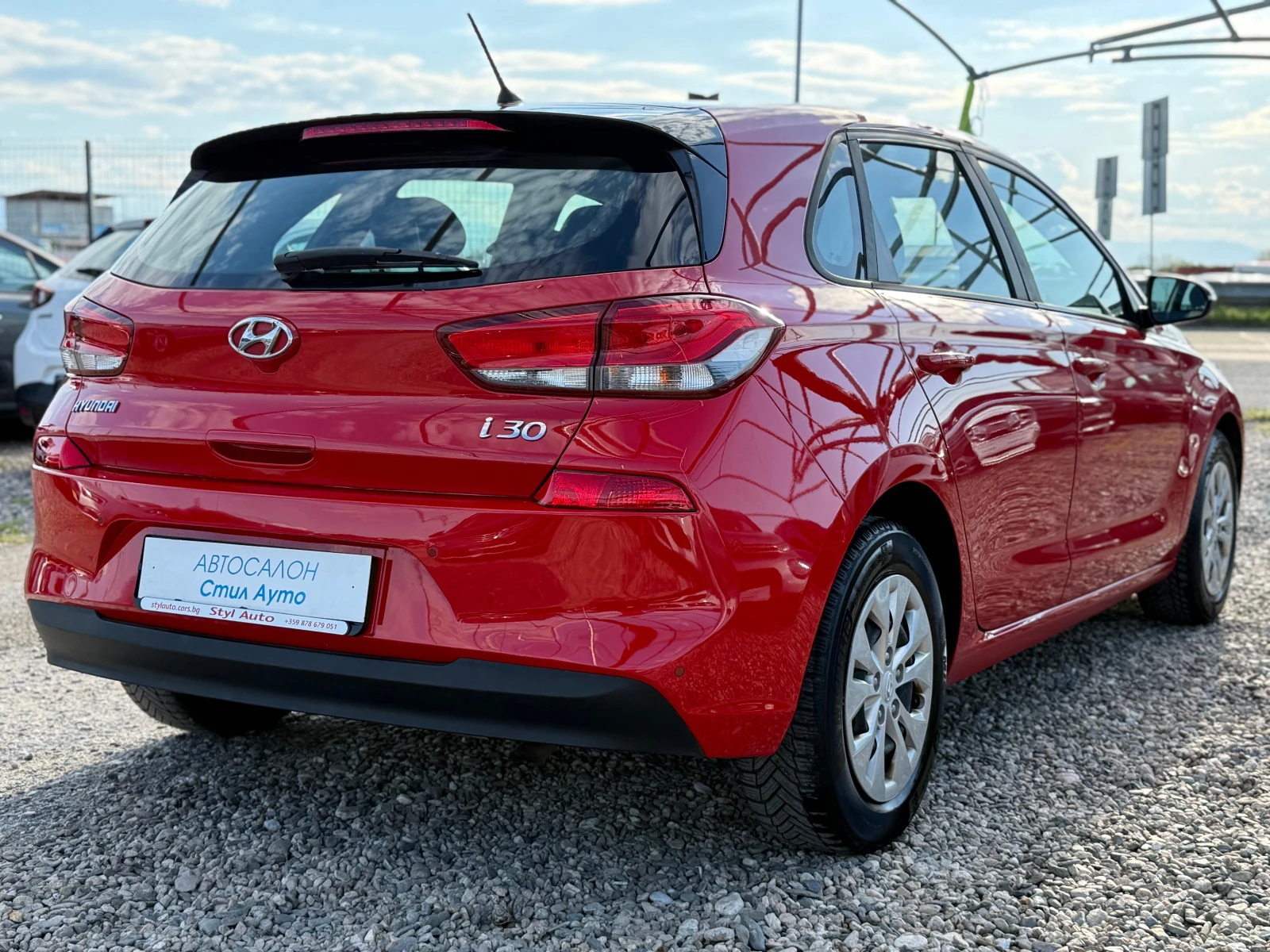 Hyundai I30 1.4 i, снимка 5 - Автомобили и джипове - 54099836