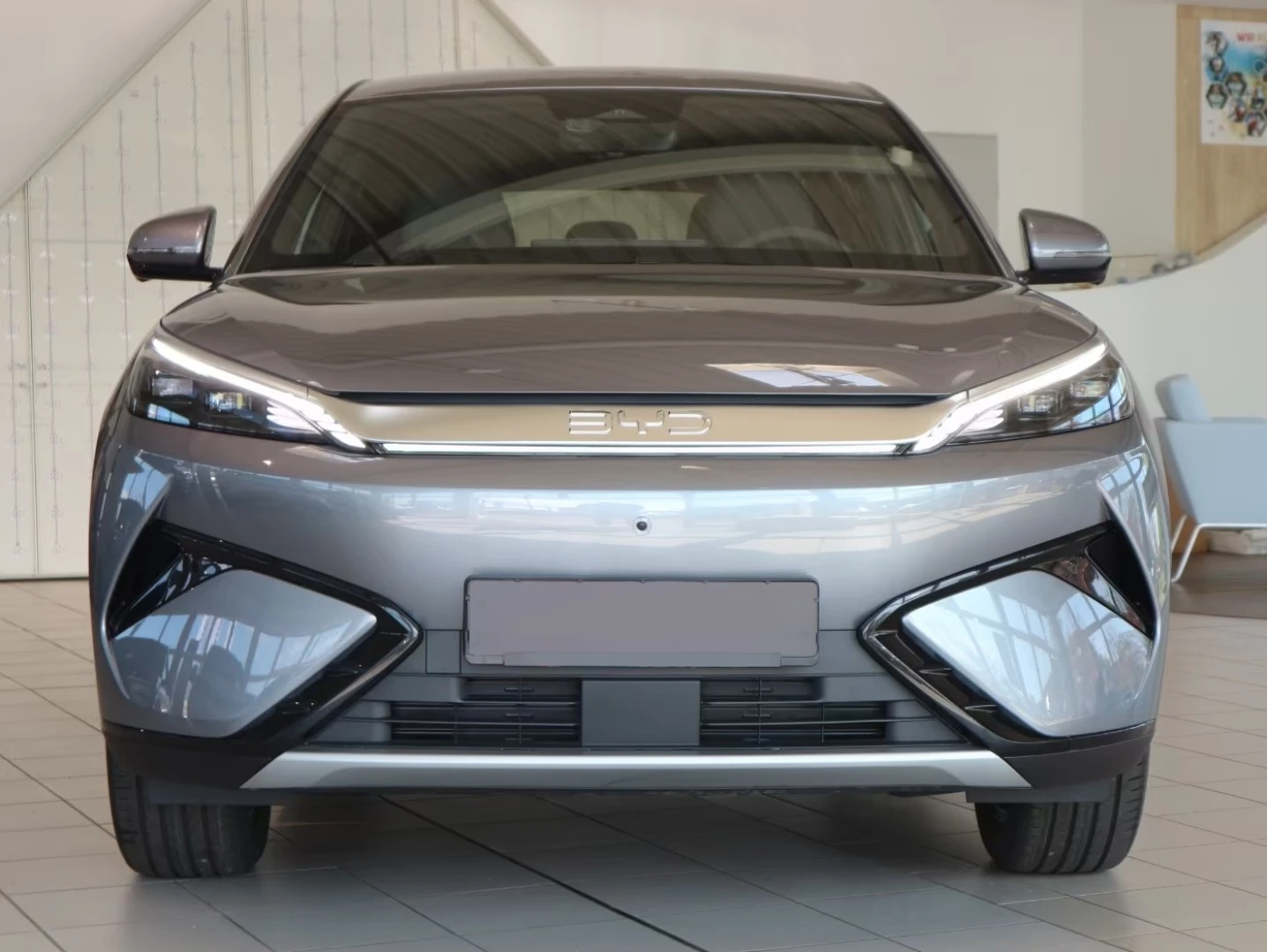 BYD Atto3 EVO Design 75kWh, снимка 2 - Автомобили и джипове - 54698063