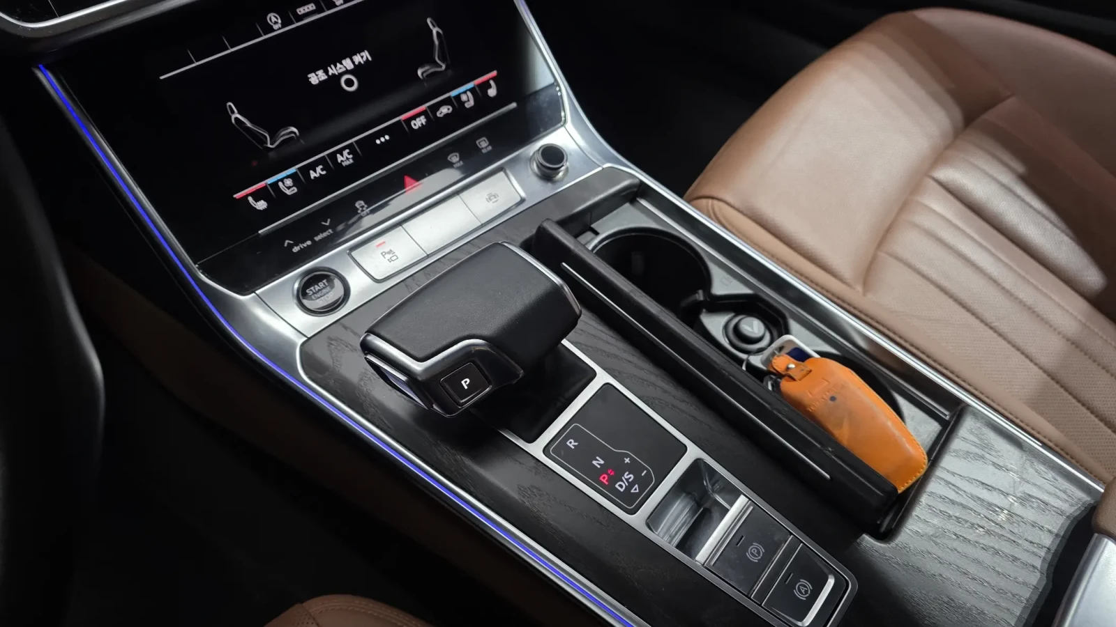 Audi A6 45 TFSI Premium Cam360* Disi* обдухване* , снимка 8 - Автомобили и джипове - 54723359
