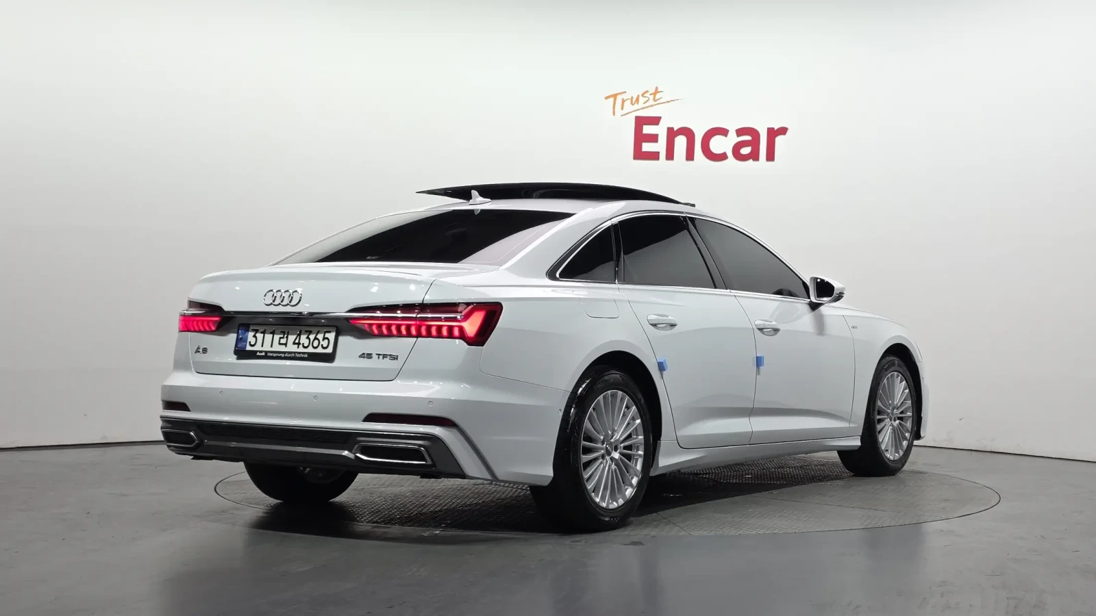 Audi A6 45 TFSI Premium Cam360* Disi* обдухване* , снимка 2 - Автомобили и джипове - 54723359