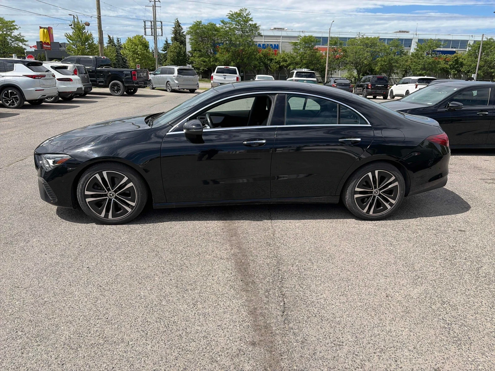 Mercedes-Benz CLA 250 CARFAX, снимка 4 - Автомобили и джипове - 54990183