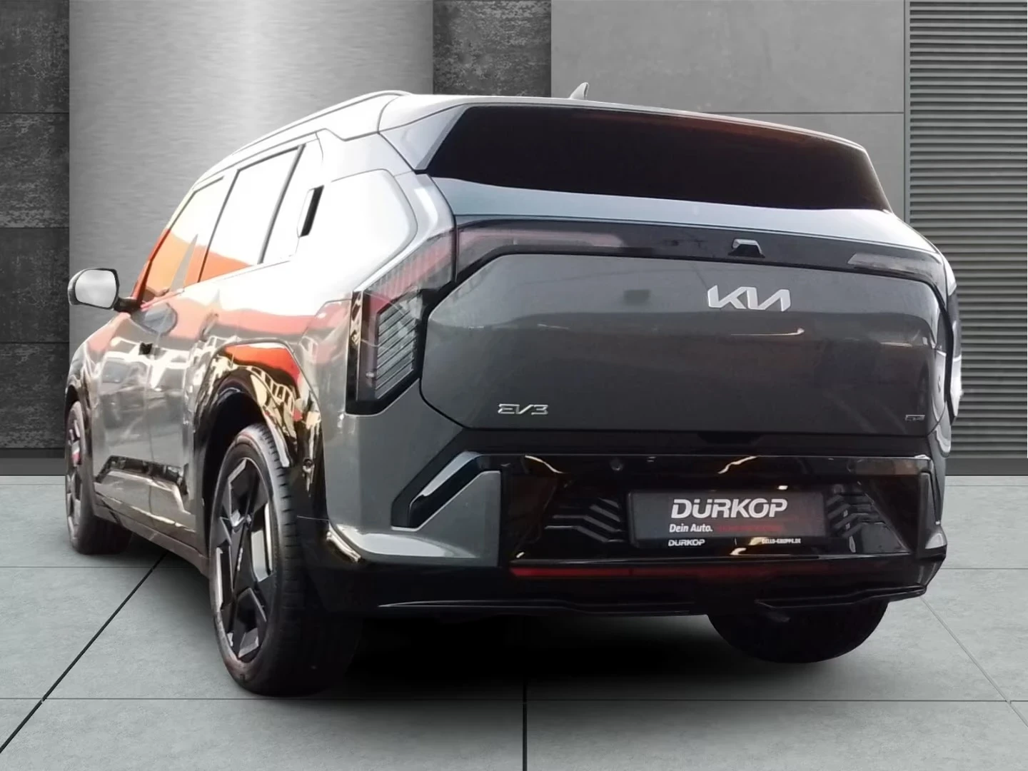Kia EV3 GT-Line 81kWh  KIA CERTIFIED  Warranty | Mobile.bg � ����������� 4