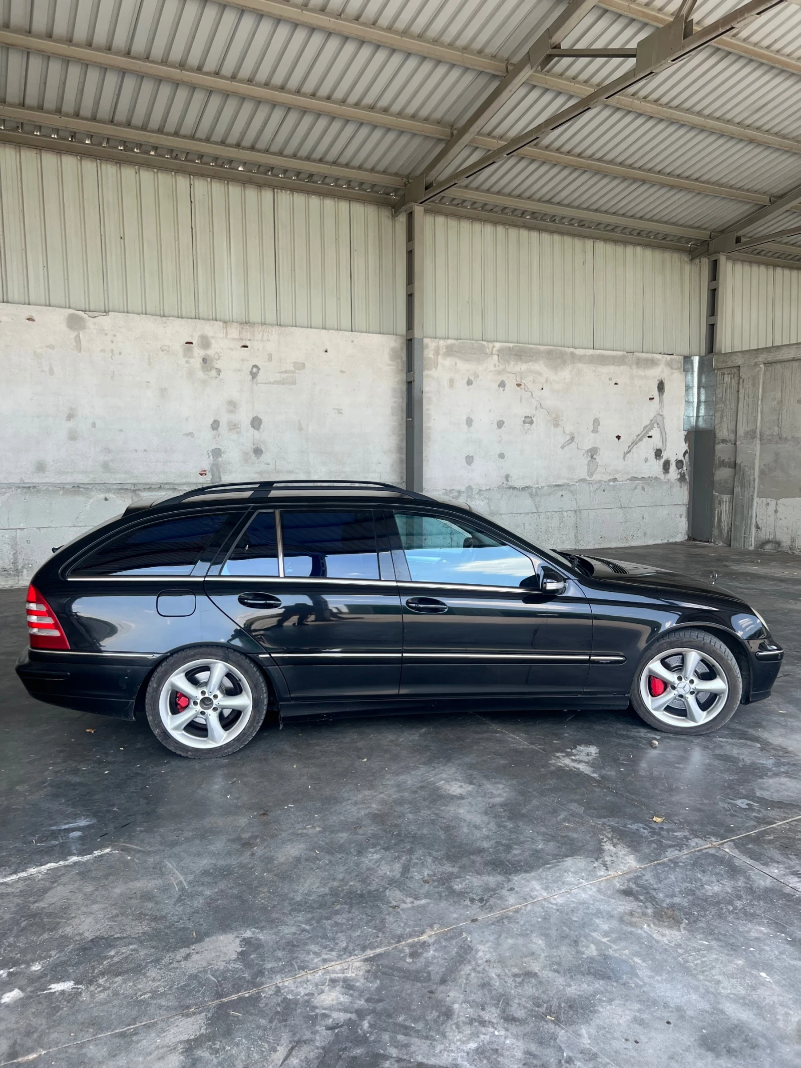 Mercedes-Benz C 230, снимка 2 - Автомобили и джипове - 55630218