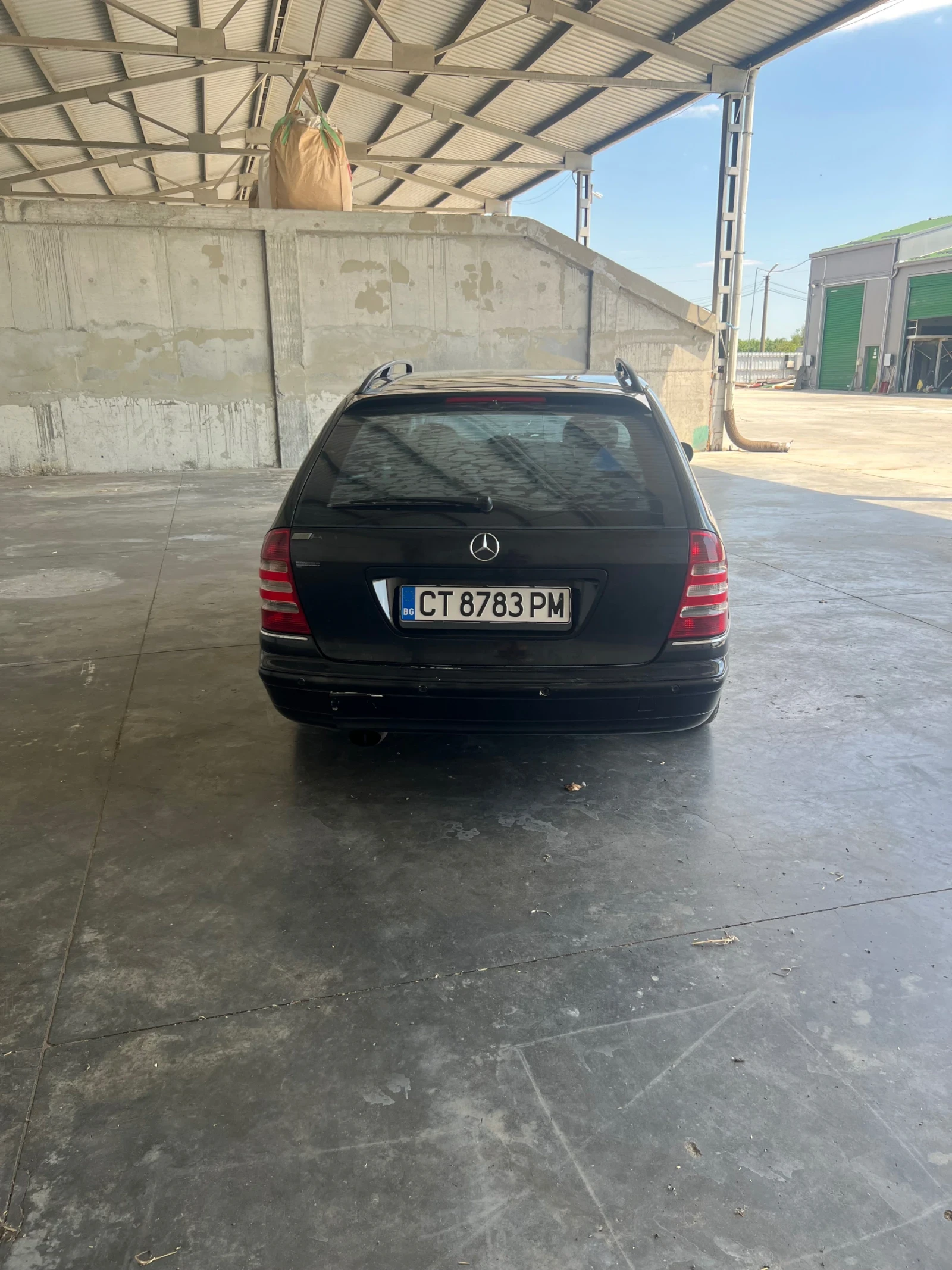 Mercedes-Benz C 230, снимка 4 - Автомобили и джипове - 55630218