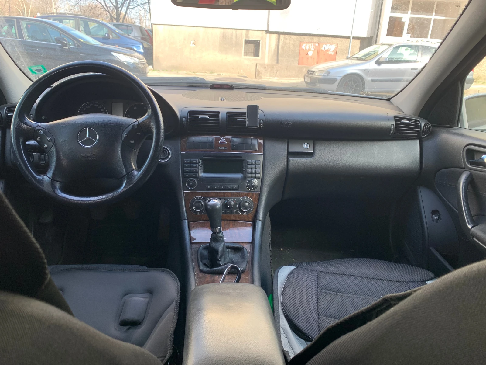 Mercedes-Benz C 200, снимка 7 - Автомобили и джипове - 55901219