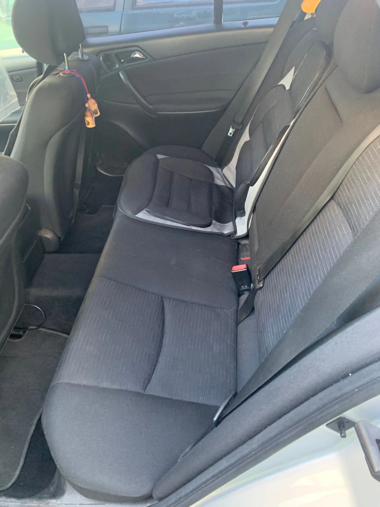 Mercedes-Benz C 200, снимка 9 - Автомобили и джипове - 55901219