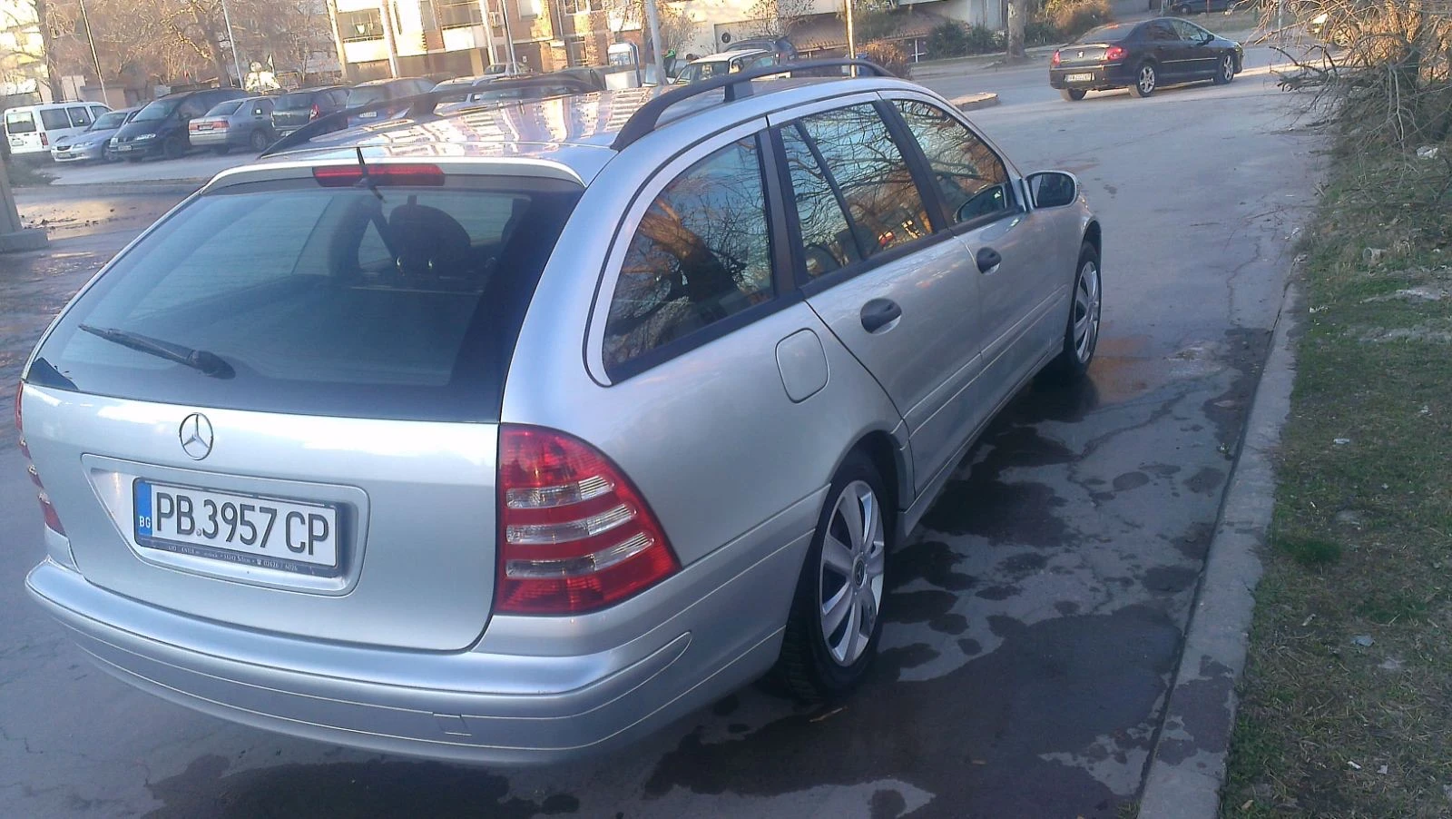 Mercedes-Benz C 200, снимка 4 - Автомобили и джипове - 55901219