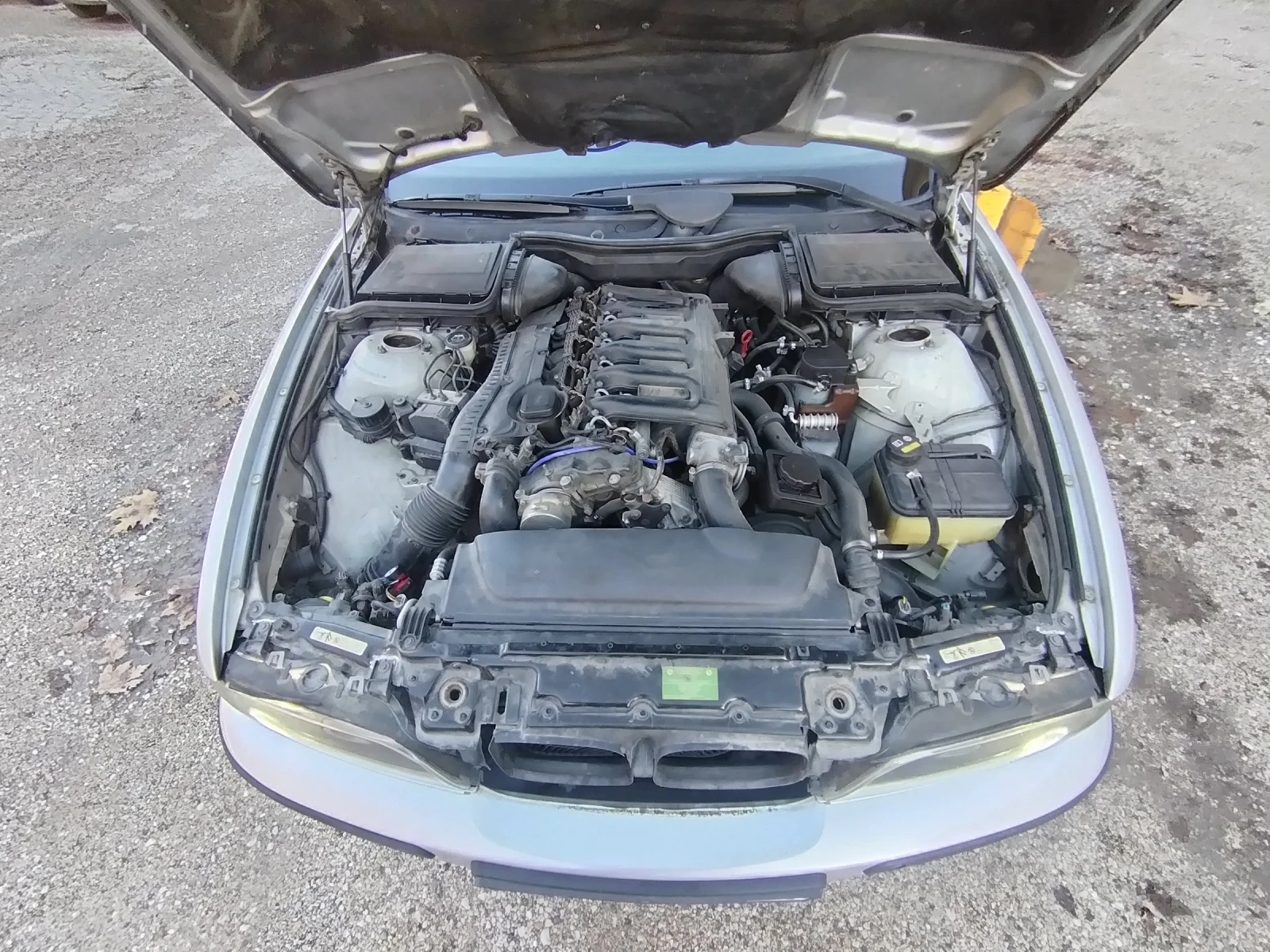 BMW 530, снимка 12 - Автомобили и джипове - 56064451