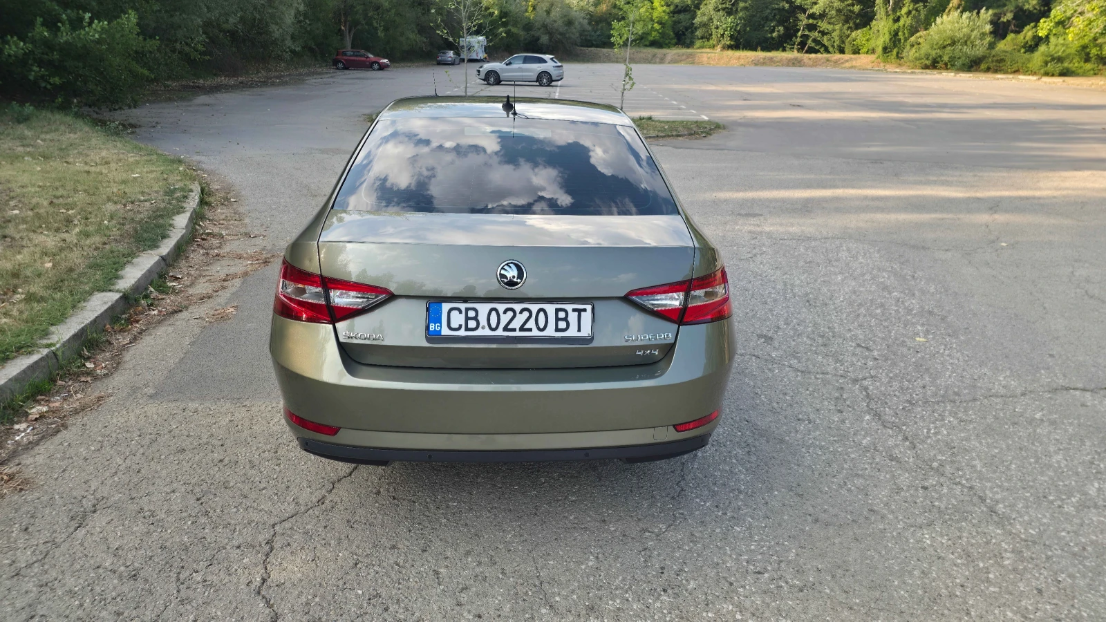 Skoda Superb 2.0TDI 4x4, снимка 6 - Автомобили и джипове - 56076247