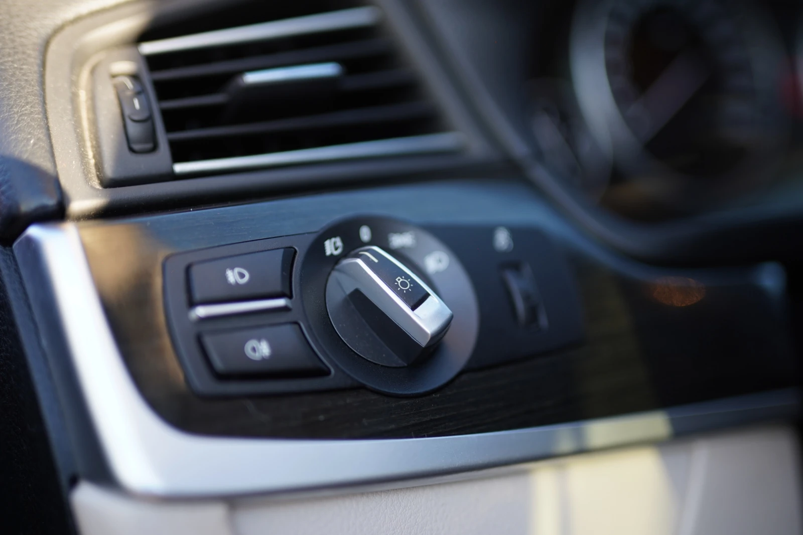 BMW 523, снимка 12 - Автомобили и джипове - 56552832