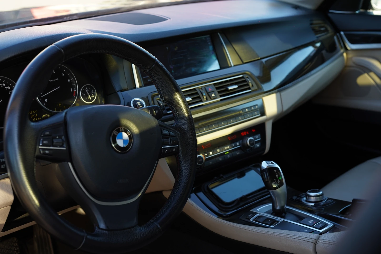 BMW 523, снимка 9 - Автомобили и джипове - 56552832