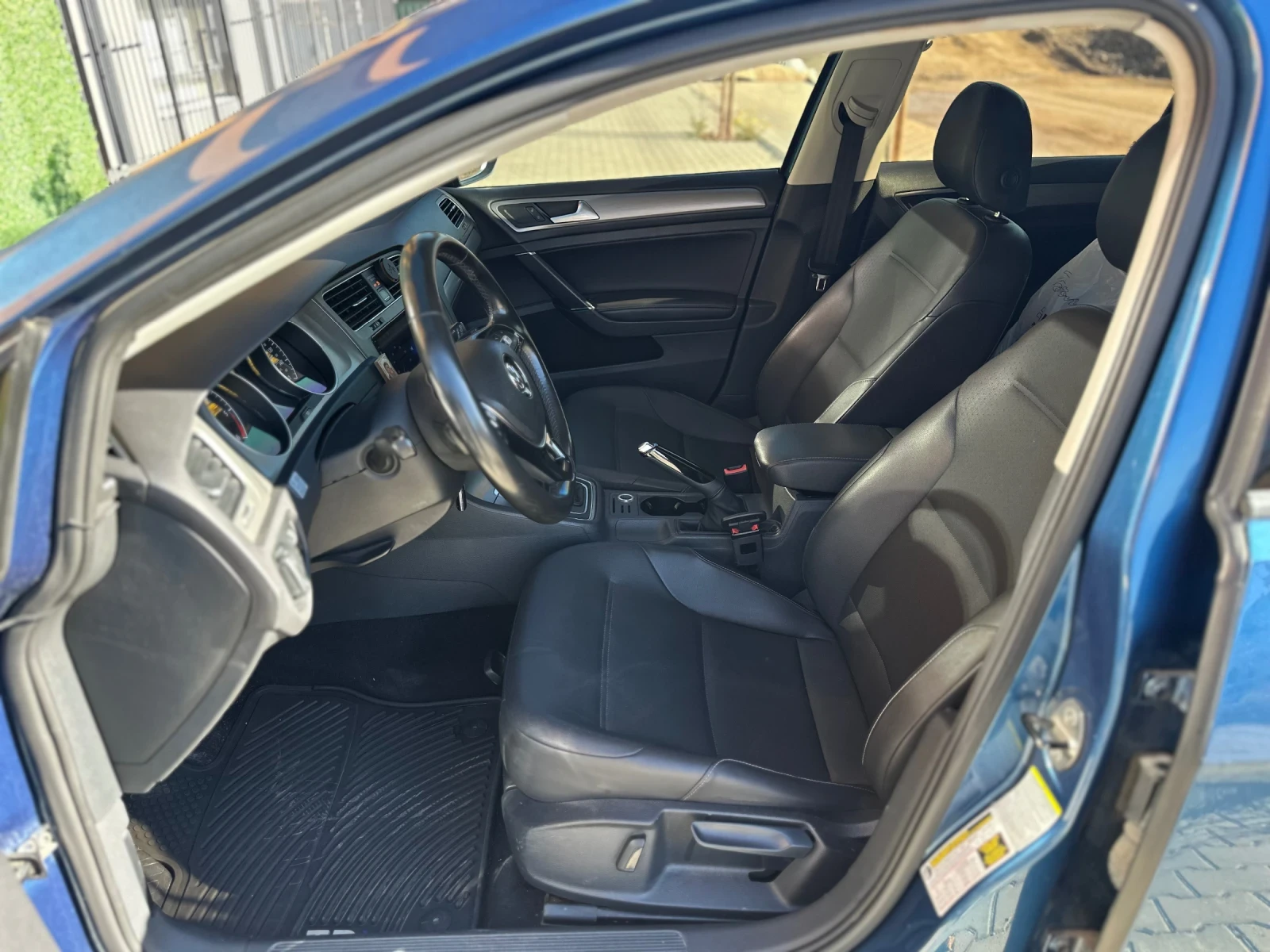 VW Golf 2.0 TDI, снимка 8 - Автомобили и джипове - 56635981