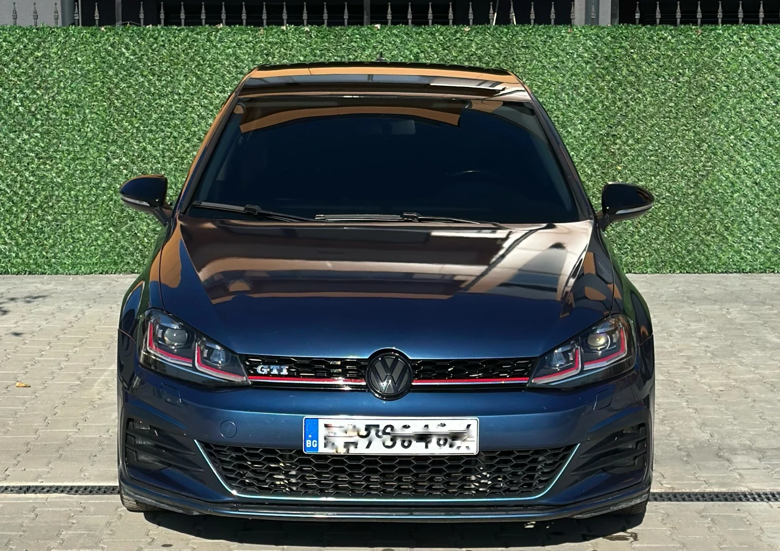 VW Golf 2.0 TDI, снимка 2 - Автомобили и джипове - 56635981