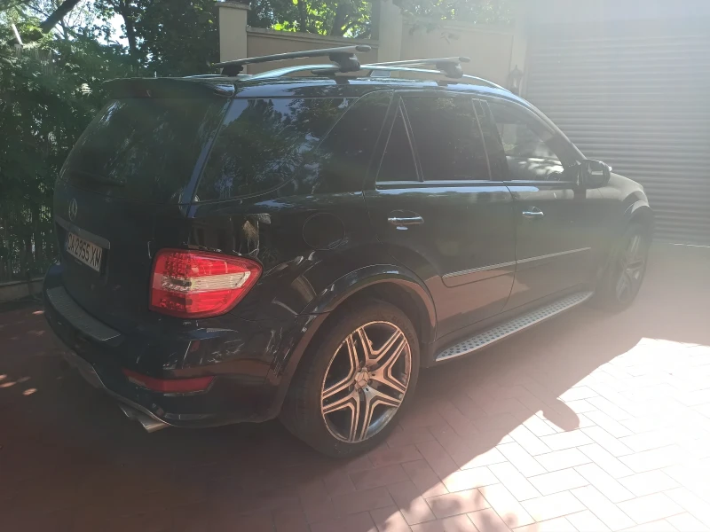Mercedes-Benz ML 63 AMG, снимка 4 - Автомобили и джипове - 52095401