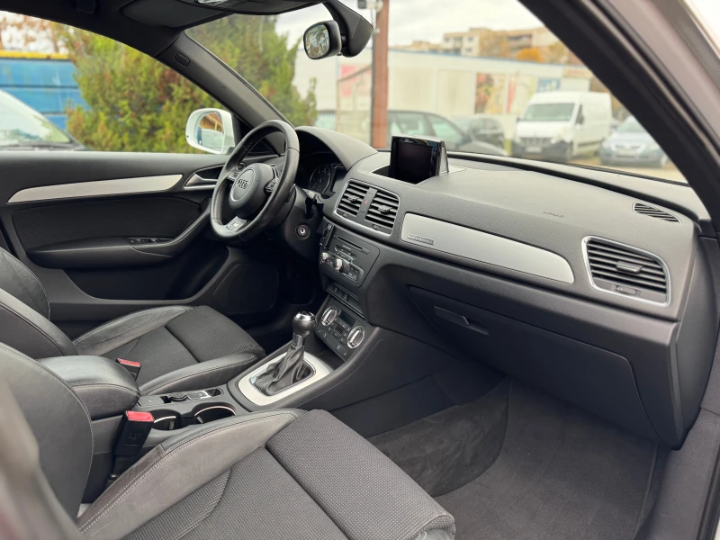 Audi Q3 2.0TDI * S-Line* NAVI * LED * XENON* Quattro, снимка 11 - Автомобили и джипове - 52296373