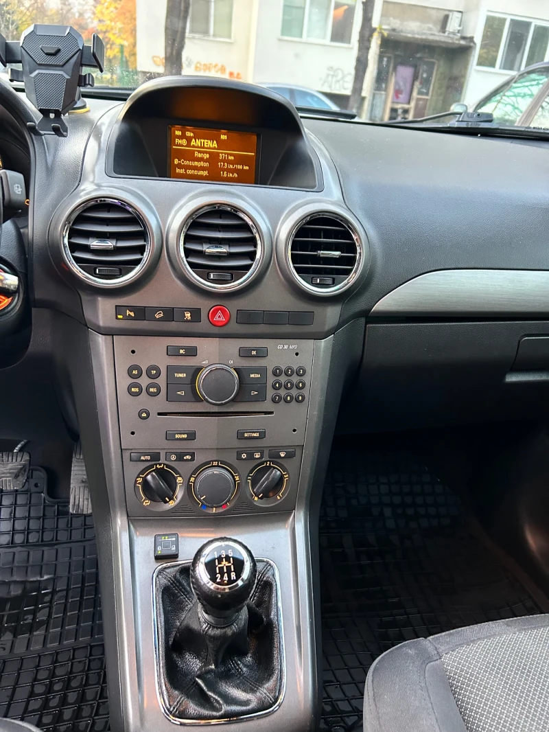 Opel Antara 2.4 Газ 4х4, снимка 9 - Автомобили и джипове - 52436807