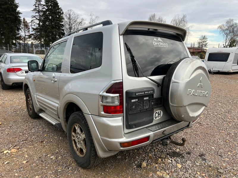 Mitsubishi Pajero 3, 5 i, снимка 3 - Автомобили и джипове - 53010444