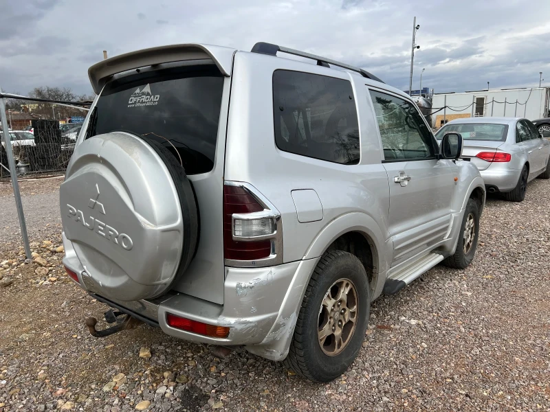 Mitsubishi Pajero 3, 5 i, снимка 4 - Автомобили и джипове - 53010444