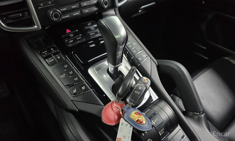 Porsche Cayenne, снимка 9 - Автомобили и джипове - 53014185