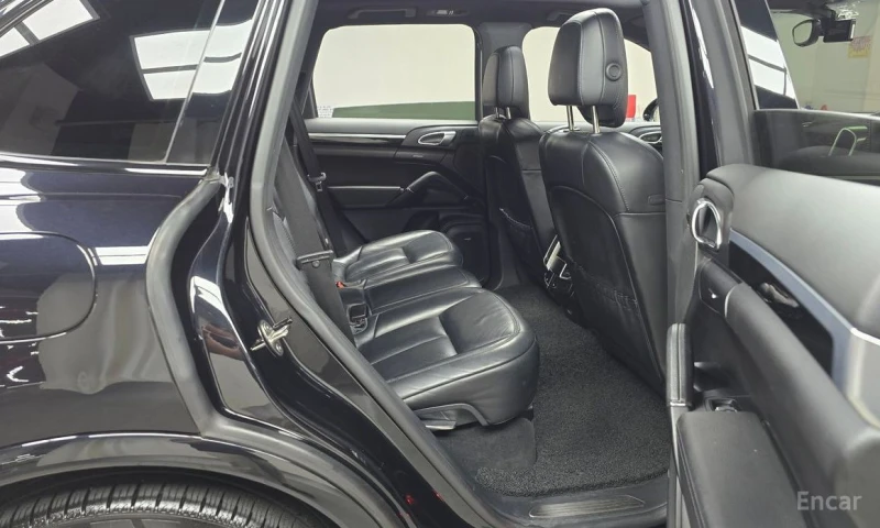 Porsche Cayenne, снимка 12 - Автомобили и джипове - 53014185