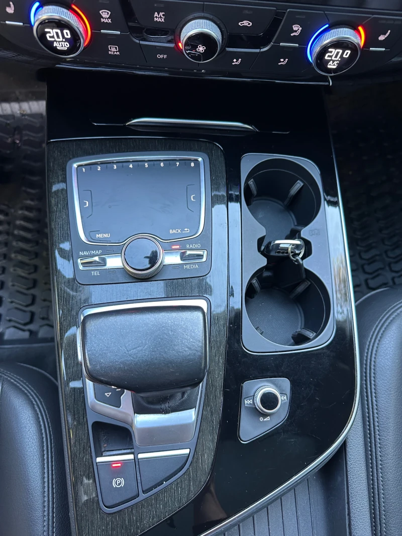 Audi Q7 Supercharged Premium + , снимка 9 - Автомобили и джипове - 53176872
