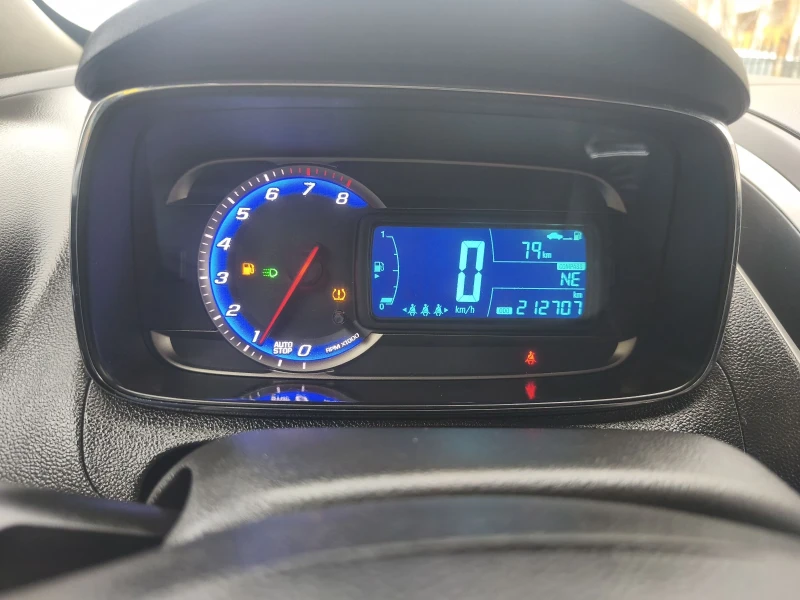 Chevrolet Trax 1.4i Turbo 4x4 евро 5, снимка 9 - Автомобили и джипове - 53331946