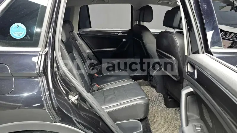 VW Tiguan Volkswagen Tiguan , 2020, снимка 13 - Автомобили и джипове - 54071594