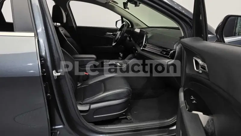 Kia Sportage 2.0 CRDI| ОБДУХВАНЕ| КАМЕРА| ВКЛ. ТЕХНОТЕСТ, снимка 9 - Автомобили и джипове - 54458984
