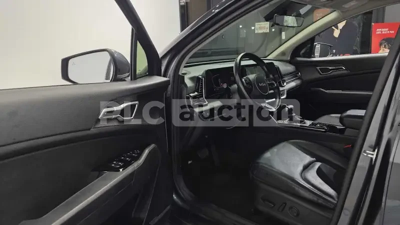 Kia Sportage 2.0 CRDI| ОБДУХВАНЕ| КАМЕРА| ВКЛ. ТЕХНОТЕСТ, снимка 8 - Автомобили и джипове - 54458984