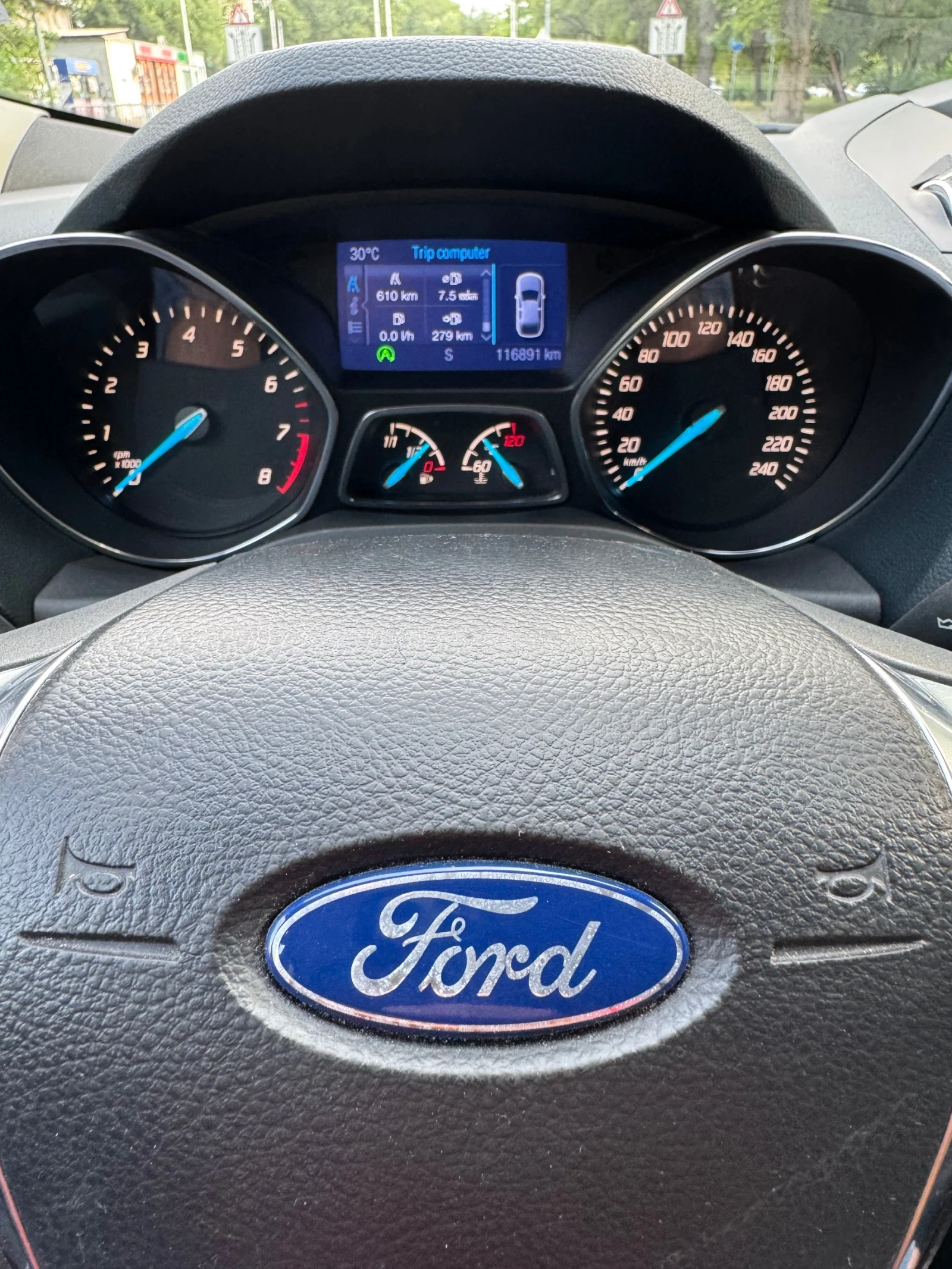 Ford Kuga Регистриран - изображение 9