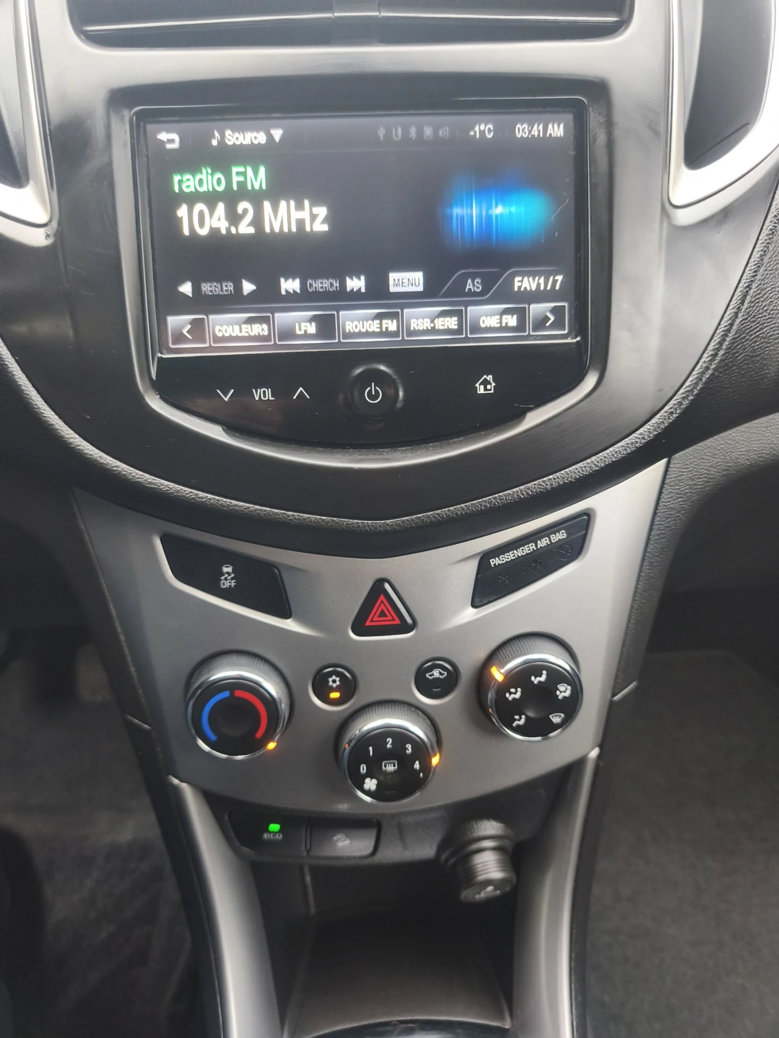 Chevrolet Trax 1.4i Turbo 4x4 евро 5 - изображение 10